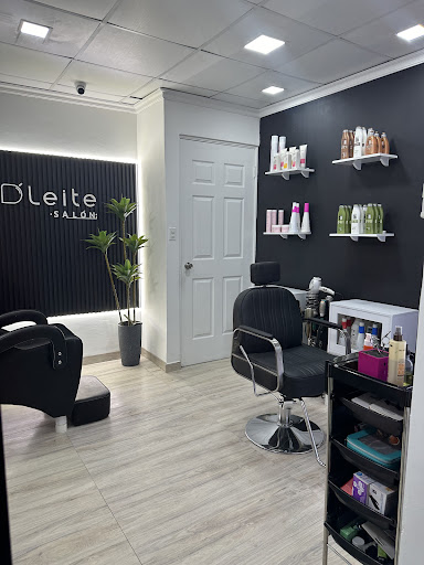 D’Leite Salón and Shop