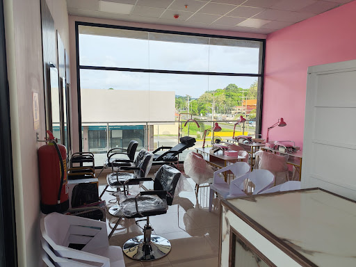 Y&L Beauty Salon