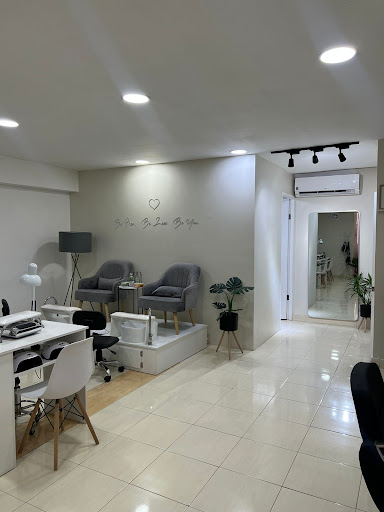 Salón de uñas y belleza Panama Chloe Studio Vip