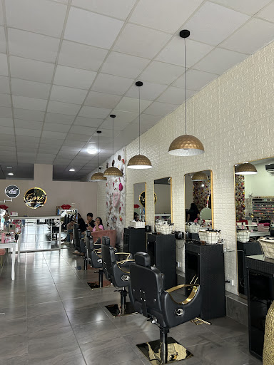Cori Beauty Salon