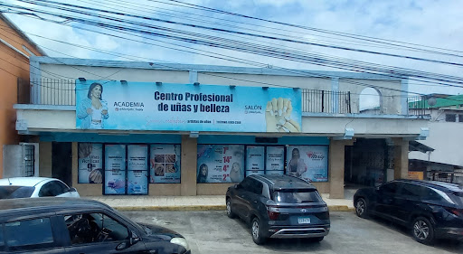Centro Profesional de Uñas y Belleza Merly
