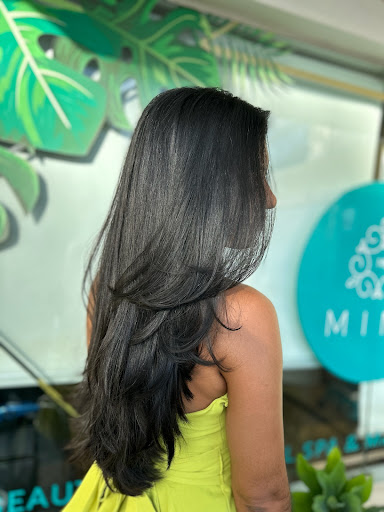 MINT MAKEUP & BEAUTY SALON