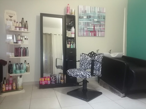 Salón de belleza LE BLONSH BEAUTY SALÓN