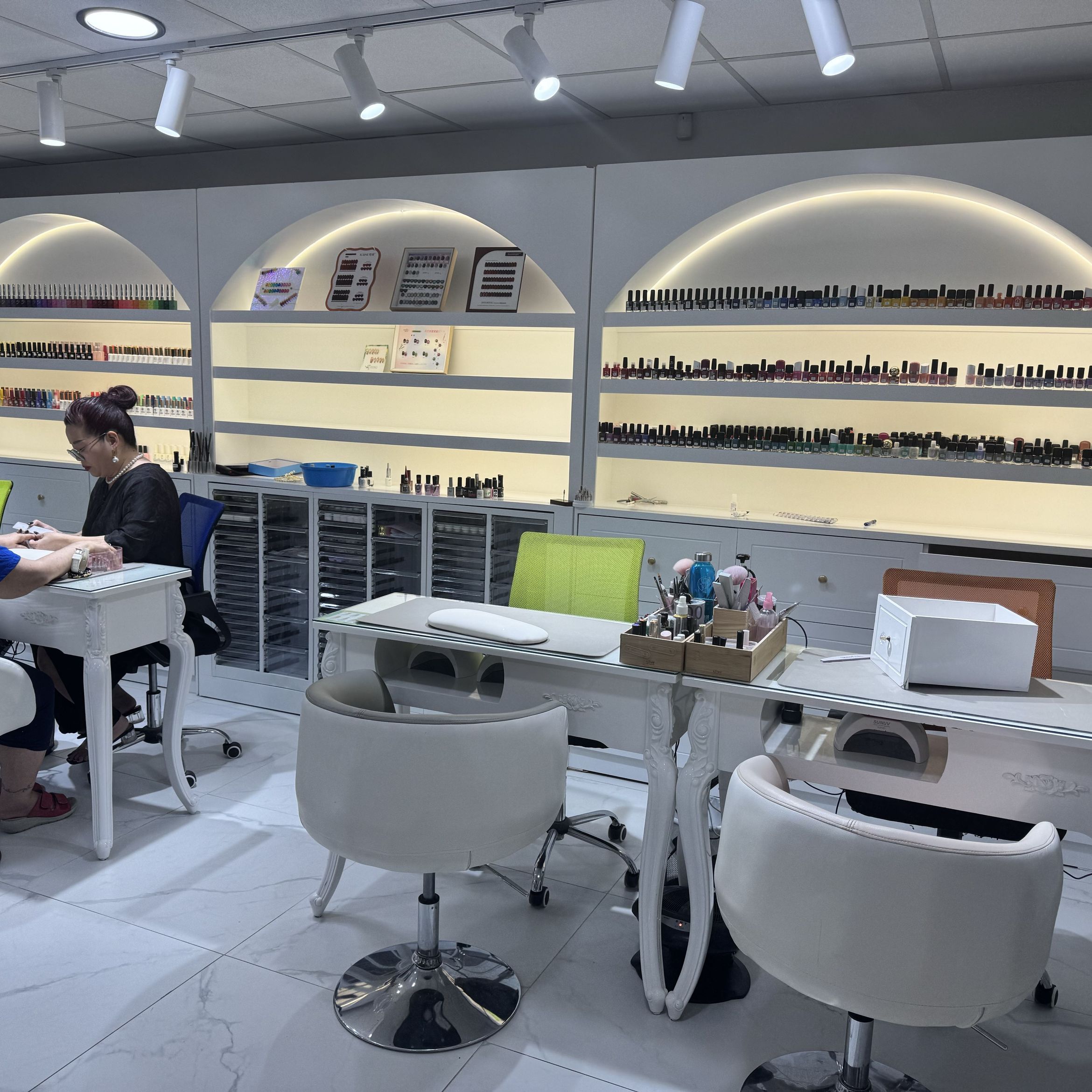 Opinión de Alib Salon: Análisis y Experiencias Reales