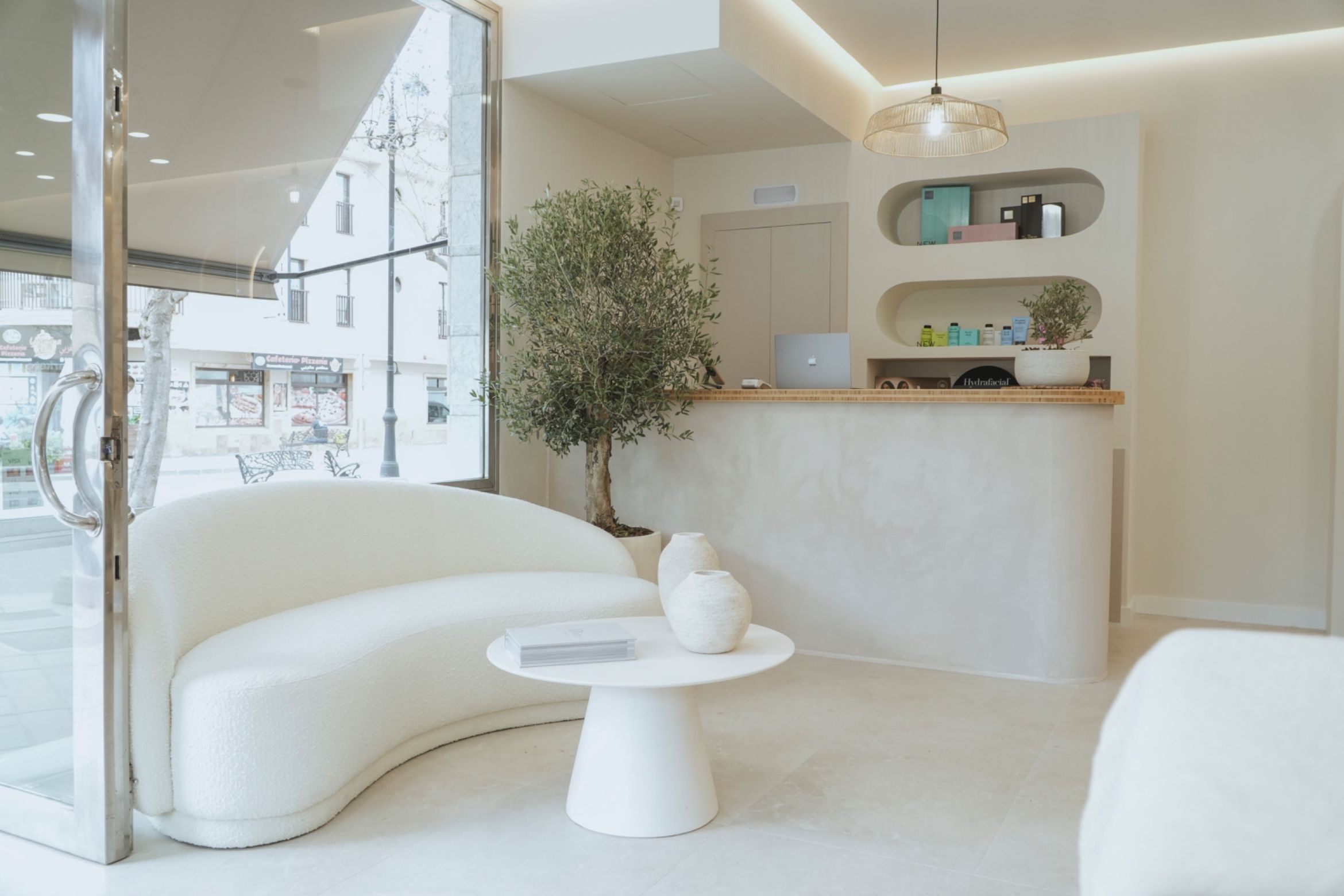 Opinión de R.J.K Beauty Salon: Reseña Real y Servicios de Belleza